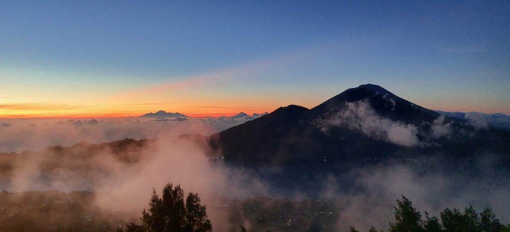 Mount Batur beklimmen – zonsopgang boven Bali,&nbsp;Indonesië